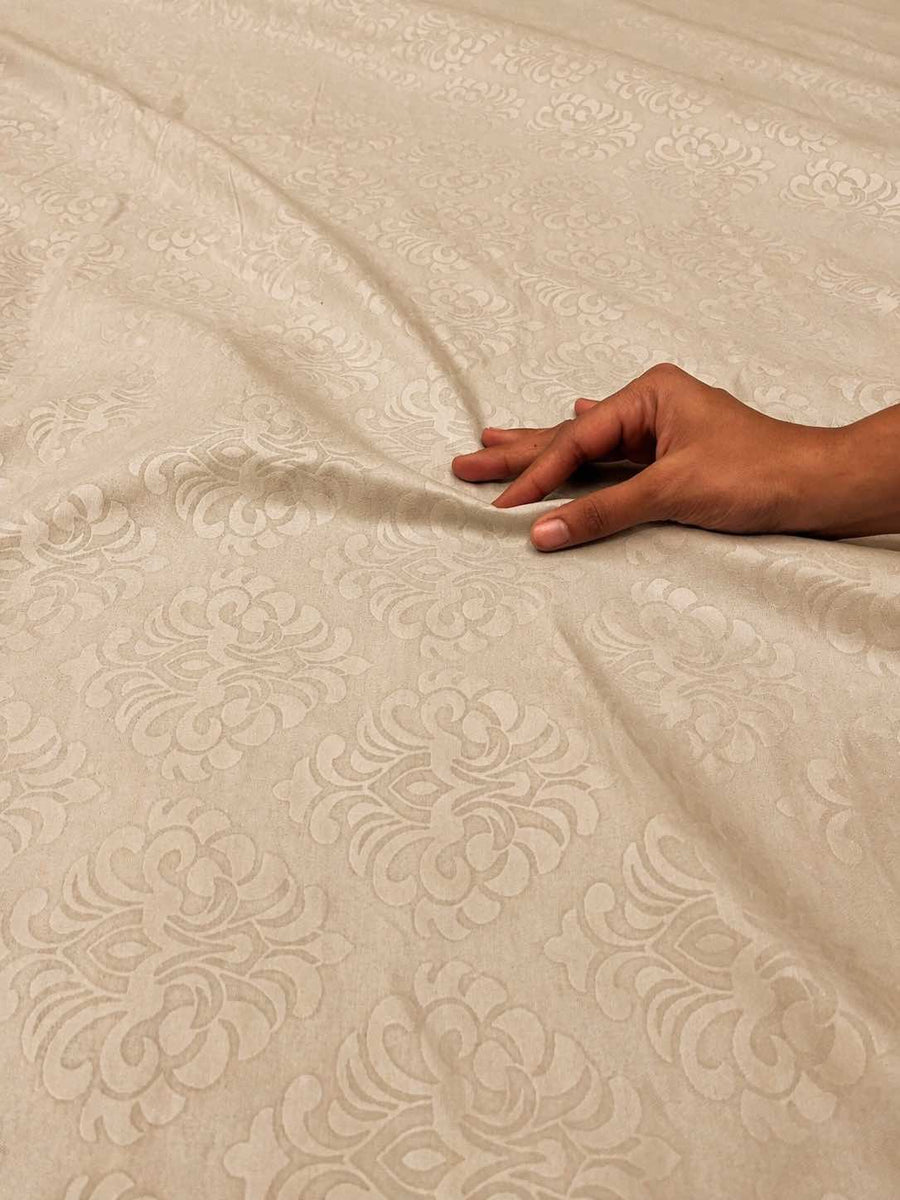 Marshmallow Cream KI.NO.ORI Cotton-Sateen Blend 250TC Bedsheet Set King Size