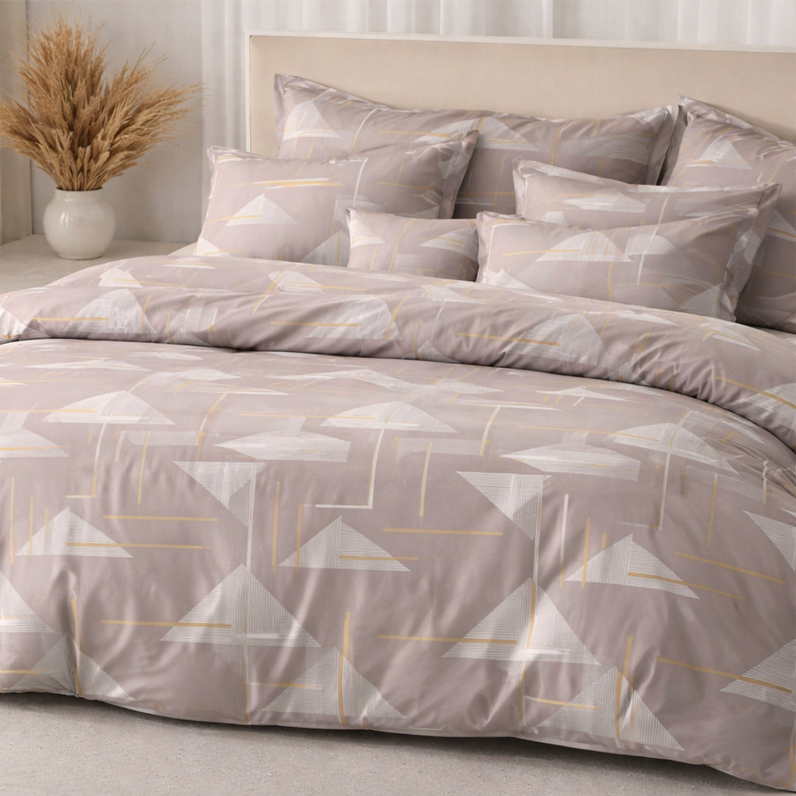 Taupe Abstract Geometry Gulzar Comforter – Cloud Soft Microfibre Filled, 210 TC Cotton Blend, Double Bed
