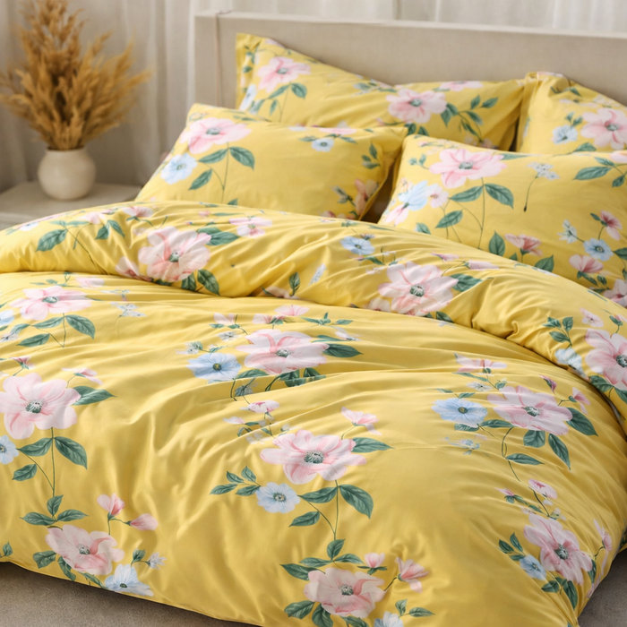 Sunlit Blossom Yellow Gulzar Comforter – Cloud Soft Microfibre Filled, 210 TC Cotton Blend, Double Bed