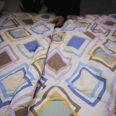 Ivory Frames | Double Bed Cotton Quilt | Cosy & Fluffy