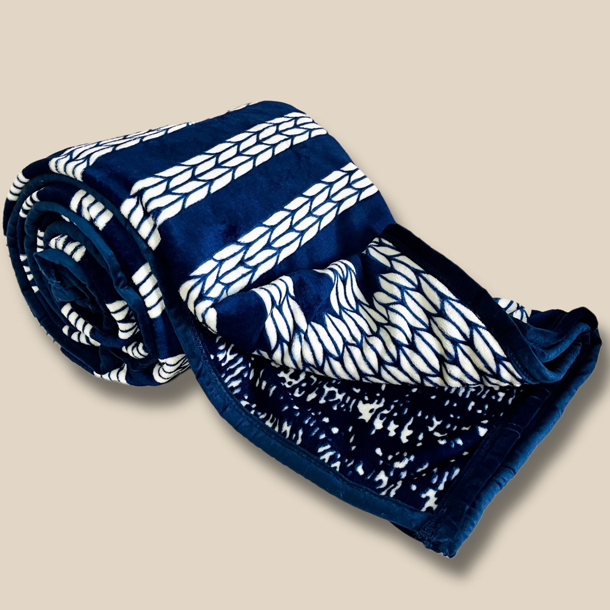 Blue Valley | Plush Flannel Blanket | Double Bed - Harsh Foundation India