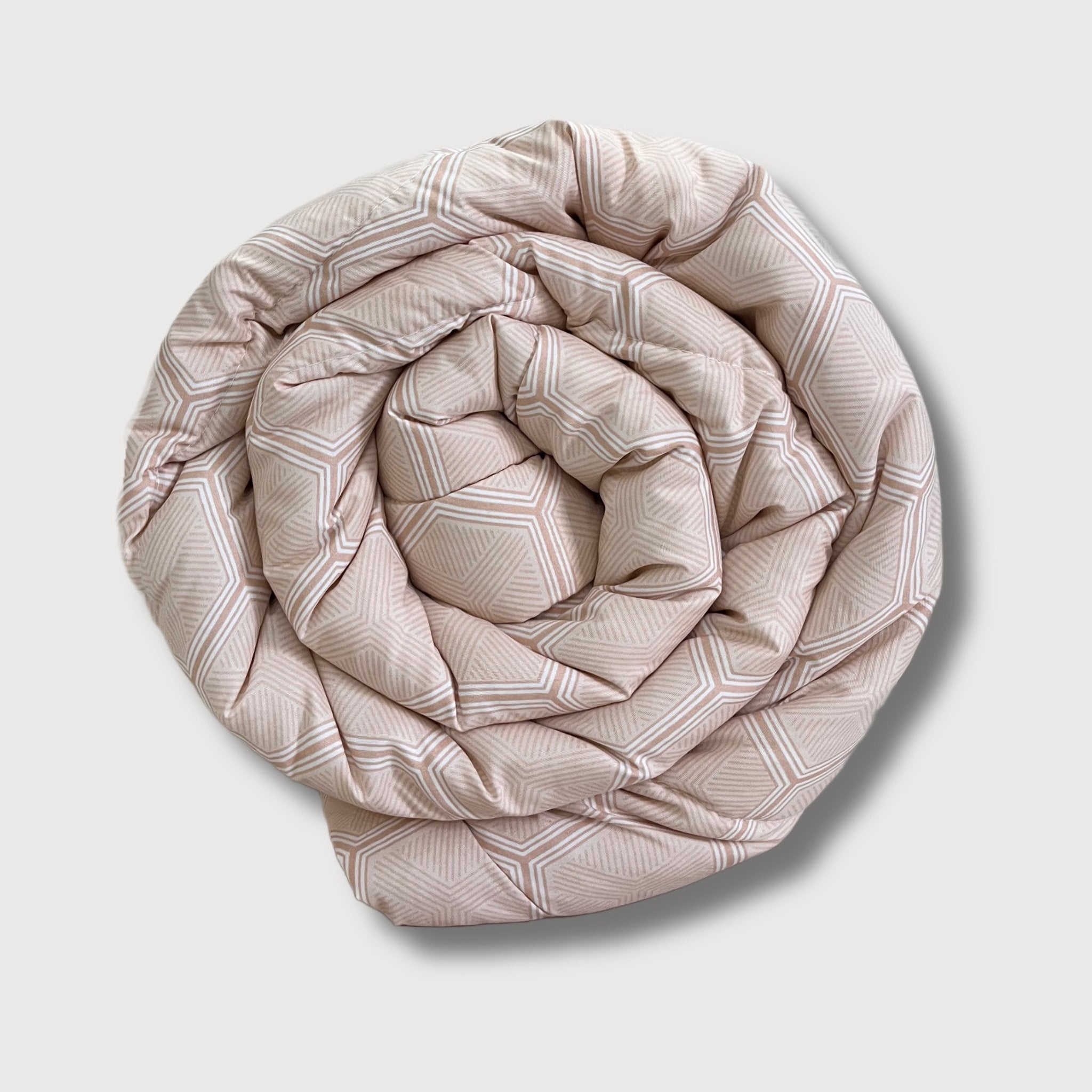 Hexagonal Peach | Double Bed Cotton Quilt | Cosy & Fluffy - Harsh Foundation India